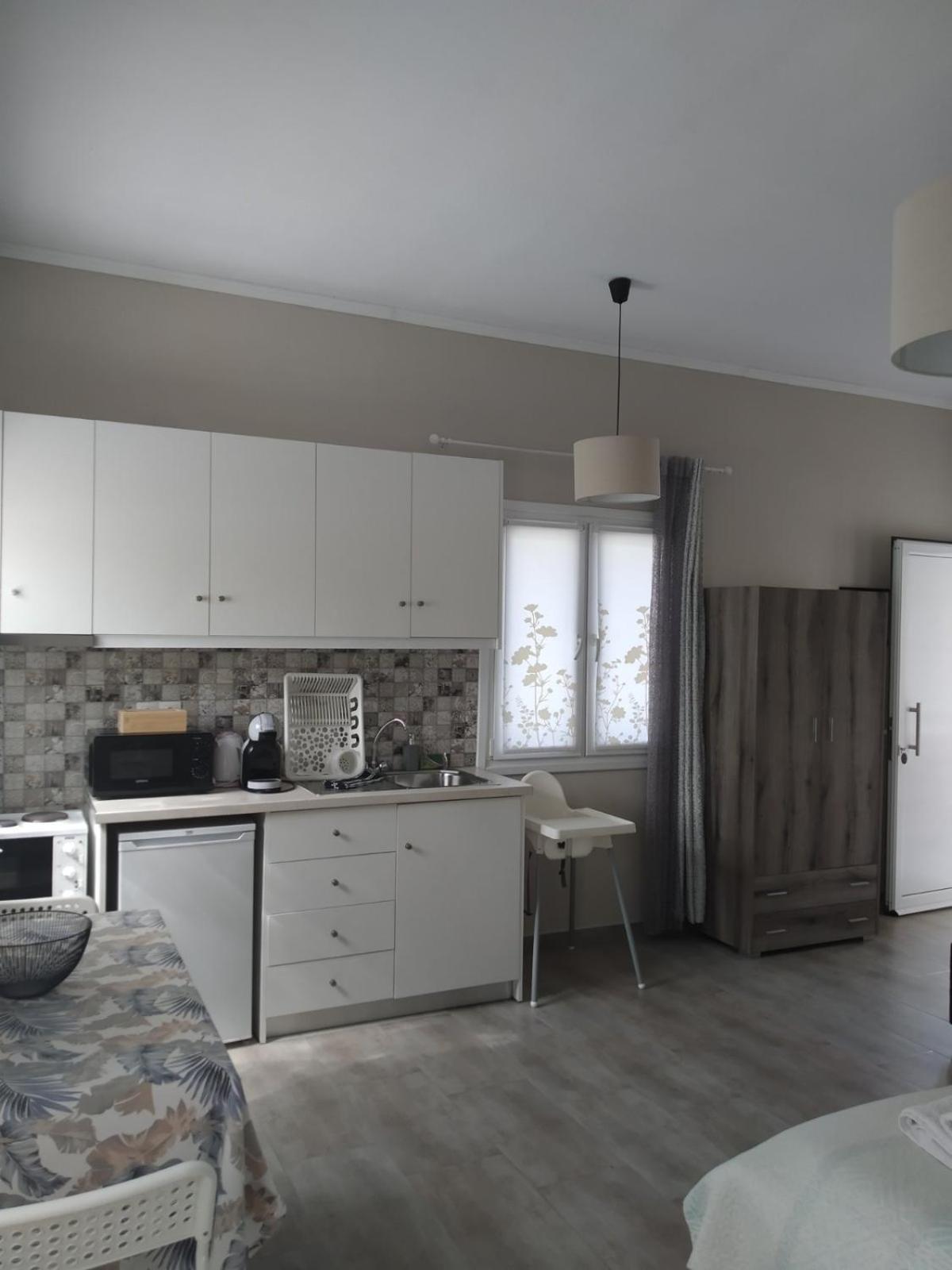 Trousas Apartments Рода Экстерьер фото